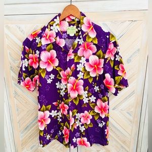 Vintage made in Hawaii Ui-Maikai short sleeve dress shirt.